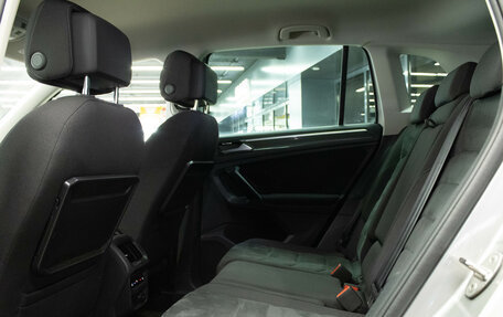 Volkswagen Tiguan II, 2017 год, 2 299 000 рублей, 13 фотография