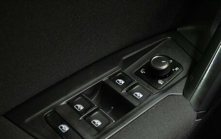 Volkswagen Tiguan II, 2017 год, 2 299 000 рублей, 15 фотография