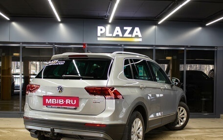 Volkswagen Tiguan II, 2017 год, 2 299 000 рублей, 4 фотография