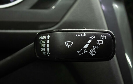 Volkswagen Tiguan II, 2017 год, 2 299 000 рублей, 18 фотография