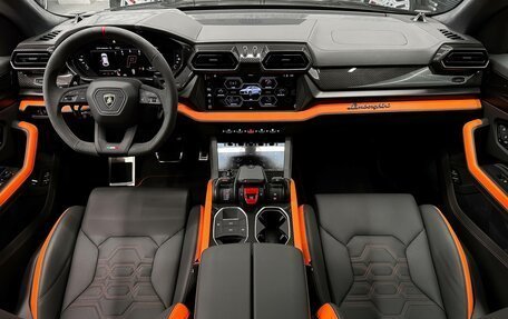 Lamborghini Urus I, 2025 год, 42 980 000 рублей, 16 фотография