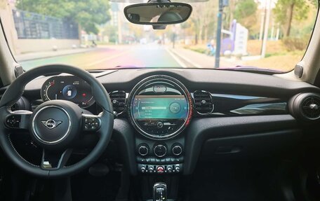 MINI Hatch, 2023 год, 2 780 000 рублей, 14 фотография