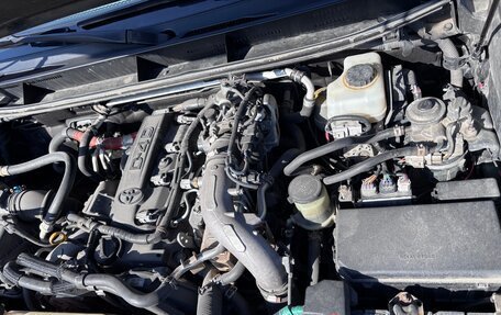 Toyota Land Cruiser Prado 150 рестайлинг 2, 2011 год, 2 170 000 рублей, 18 фотография