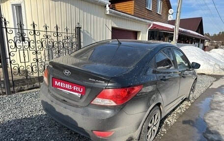 Hyundai Solaris II рестайлинг, 2011 год, 580 000 рублей, 5 фотография