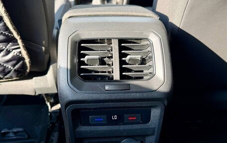 Volkswagen Tiguan II, 2019 год, 2 600 000 рублей, 8 фотография