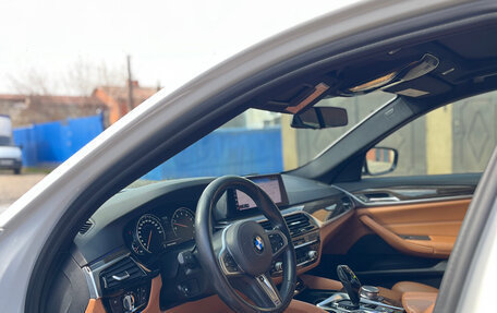 BMW 5 серия, 2019 год, 3 970 000 рублей, 6 фотография