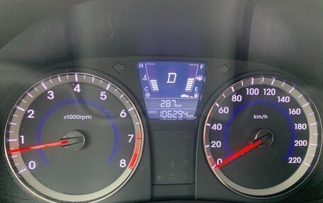 Hyundai Solaris II рестайлинг, 2013 год, 677 000 рублей, 6 фотография