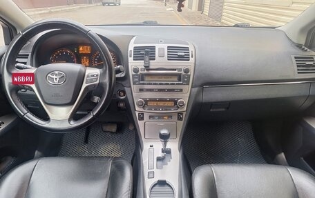 Toyota Avensis III рестайлинг, 2011 год, 1 400 000 рублей, 7 фотография