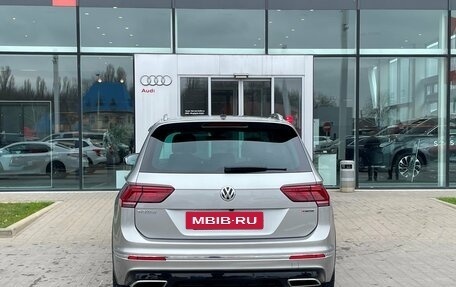 Volkswagen Tiguan II, 2019 год, 3 440 000 рублей, 6 фотография