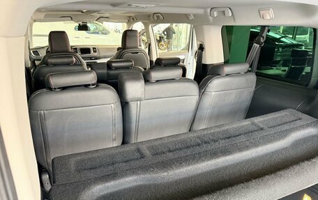 Opel Zafira Life I, 2020 год, 2 770 000 рублей, 20 фотография