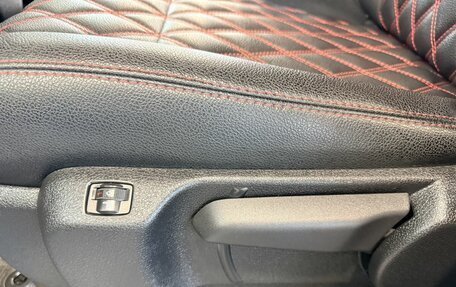 Opel Zafira Life I, 2020 год, 2 770 000 рублей, 24 фотография