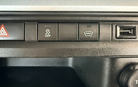 Opel Zafira Life I, 2020 год, 2 770 000 рублей, 31 фотография