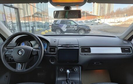 Volkswagen Touareg III, 2014 год, 1 732 500 рублей, 17 фотография