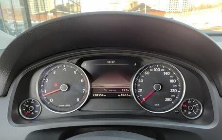 Volkswagen Touareg III, 2014 год, 1 732 500 рублей, 16 фотография