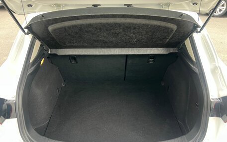 Mazda Axela, 2015 год, 1 299 000 рублей, 19 фотография