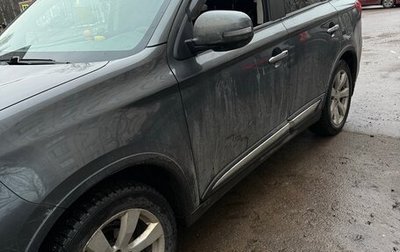 Mitsubishi Outlander III рестайлинг 3, 2019 год, 2 700 000 рублей, 1 фотография