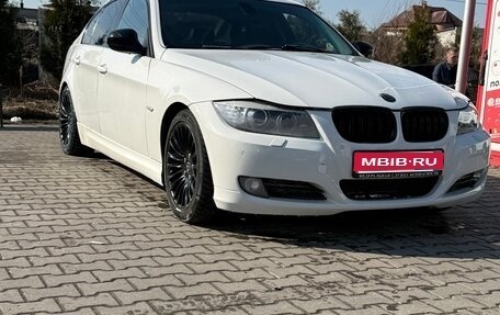 BMW 3 серия, 2011 год, 1 370 000 рублей, 1 фотография