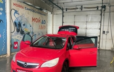 Opel Astra J, 2011 год, 560 000 рублей, 1 фотография