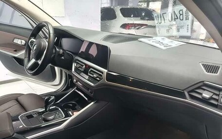 BMW 3 серия, 2022 год, 2 996 000 рублей, 9 фотография