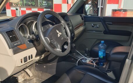 Mitsubishi Pajero IV, 2007 год, 1 150 000 рублей, 7 фотография