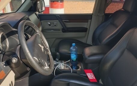 Mitsubishi Pajero IV, 2007 год, 1 150 000 рублей, 10 фотография