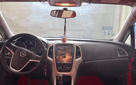 Opel Astra J, 2011 год, 560 000 рублей, 5 фотография