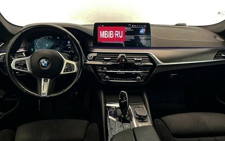 BMW 5 серия, 2020 год, 4 490 000 рублей, 10 фотография