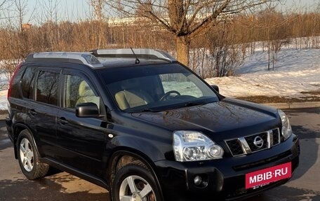 Nissan X-Trail, 2010 год, 850 000 рублей, 3 фотография