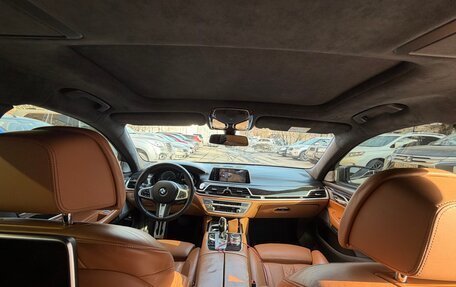 BMW 7 серия, 2017 год, 3 690 000 рублей, 8 фотография