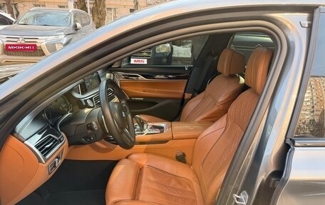 BMW 7 серия, 2017 год, 3 690 000 рублей, 15 фотография