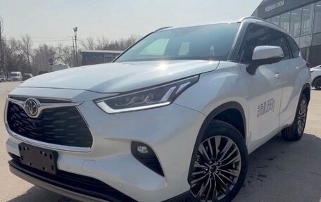 Toyota Highlander, 2026 год, 5 747 000 рублей, 1 фотография