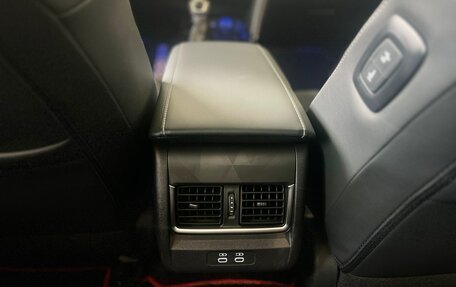 Toyota Camry, 2025 год, 4 850 000 рублей, 16 фотография