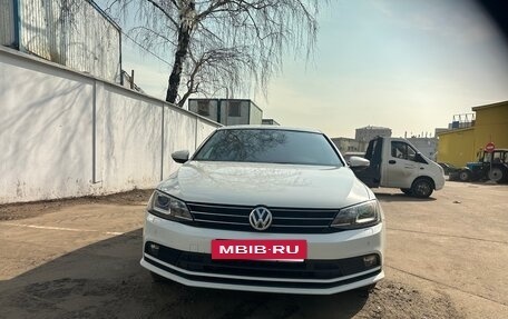 Volkswagen Jetta VI, 2017 год, 1 300 000 рублей, 2 фотография