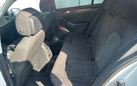 Volkswagen Jetta VI, 2017 год, 1 300 000 рублей, 17 фотография