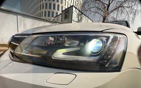 Volkswagen Jetta VI, 2017 год, 1 300 000 рублей, 20 фотография