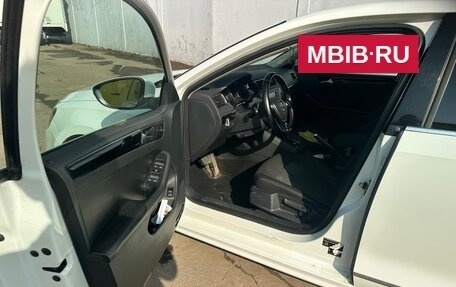 Volkswagen Jetta VI, 2017 год, 1 300 000 рублей, 23 фотография