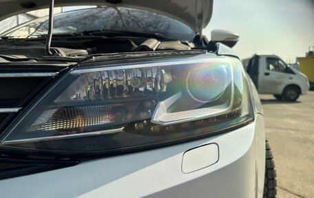 Volkswagen Jetta VI, 2017 год, 1 300 000 рублей, 29 фотография