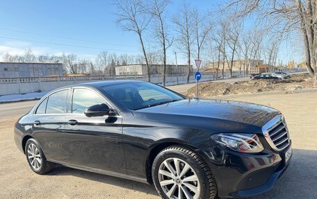 Mercedes-Benz E-Класс, 2018 год, 2 400 000 рублей, 2 фотография