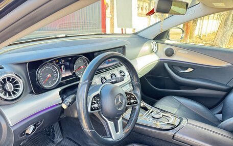 Mercedes-Benz E-Класс, 2018 год, 2 400 000 рублей, 9 фотография