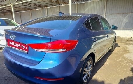 Hyundai Elantra VI рестайлинг, 2016 год, 1 300 000 рублей, 3 фотография