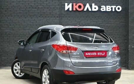 Hyundai ix35 I рестайлинг, 2011 год, 1 050 000 рублей, 4 фотография