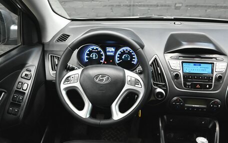 Hyundai ix35 I рестайлинг, 2011 год, 1 050 000 рублей, 12 фотография