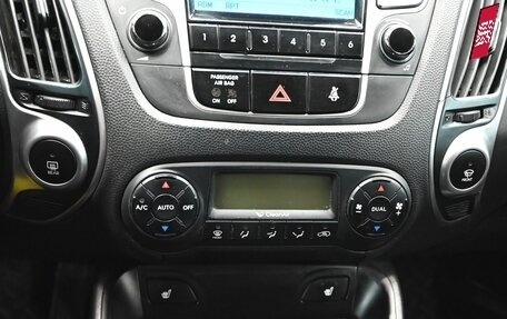 Hyundai ix35 I рестайлинг, 2011 год, 1 050 000 рублей, 16 фотография