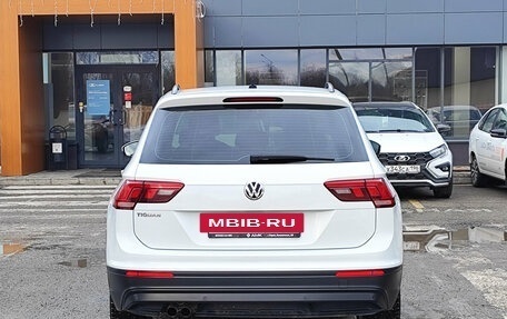 Volkswagen Tiguan II, 2018 год, 2 047 836 рублей, 9 фотография