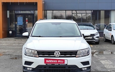 Volkswagen Tiguan II, 2018 год, 2 047 836 рублей, 3 фотография