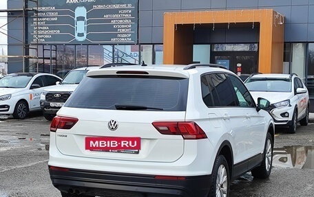 Volkswagen Tiguan II, 2018 год, 2 047 836 рублей, 7 фотография