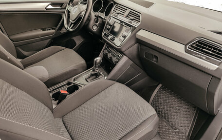 Volkswagen Tiguan II, 2018 год, 2 047 836 рублей, 15 фотография