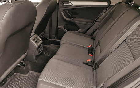 Volkswagen Tiguan II, 2018 год, 2 047 836 рублей, 14 фотография