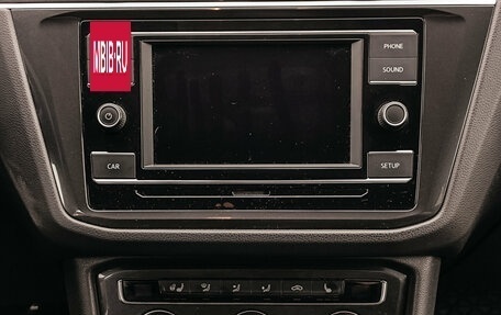 Volkswagen Tiguan II, 2018 год, 2 047 836 рублей, 18 фотография