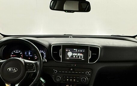 KIA Sportage IV рестайлинг, 2018 год, 1 800 000 рублей, 5 фотография
